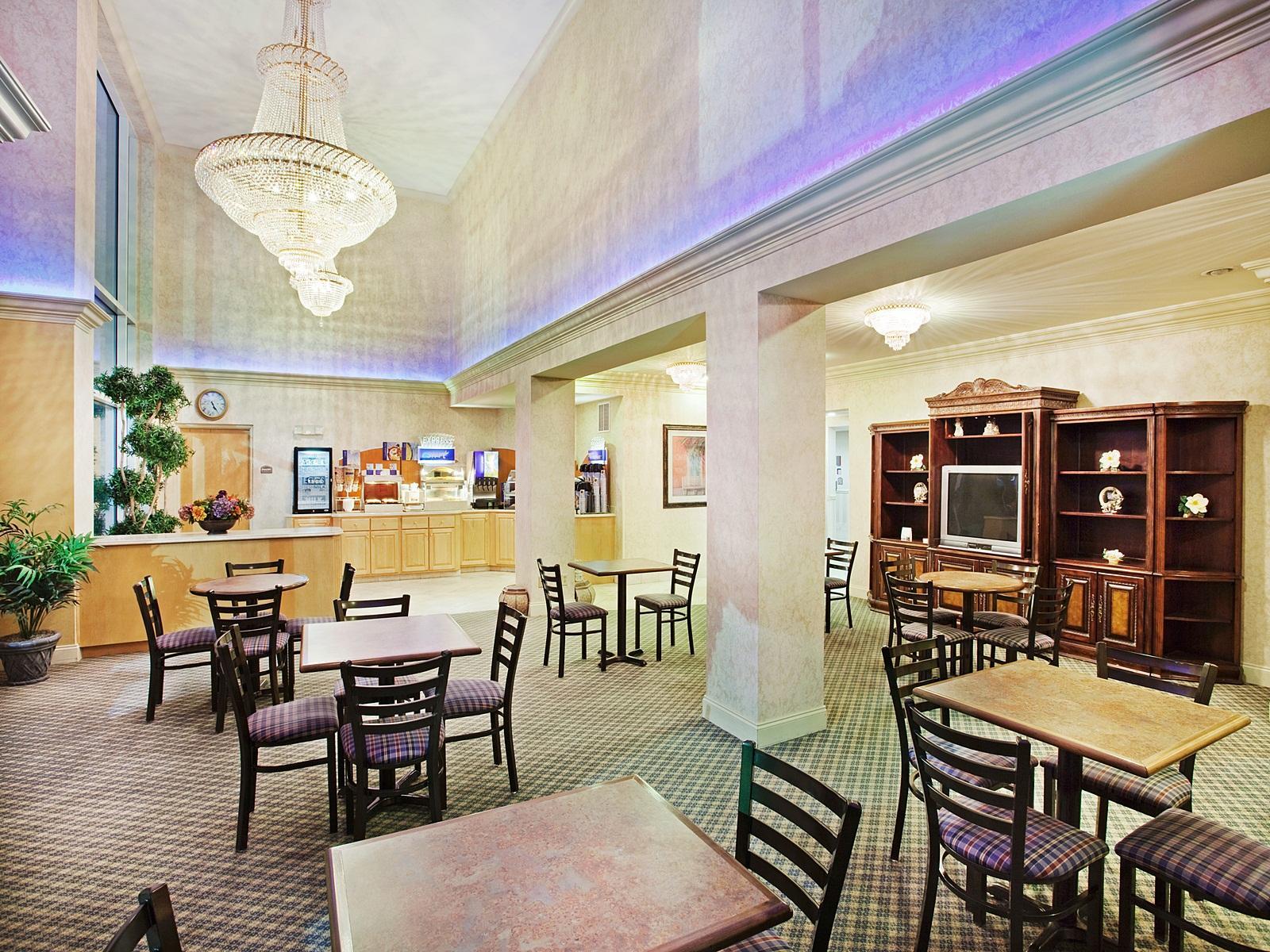 Holiday Inn Express Hotel & Suites Live Oak By Ihg Exteriér fotografie